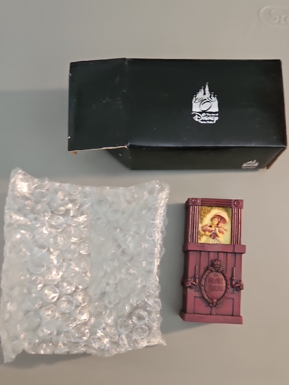 Disney Haunted Mansion Streching Wall Pill Holder Ballerina And Alligator